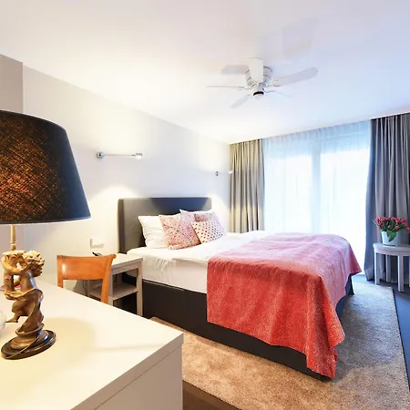 Admiral Hotel 4*
