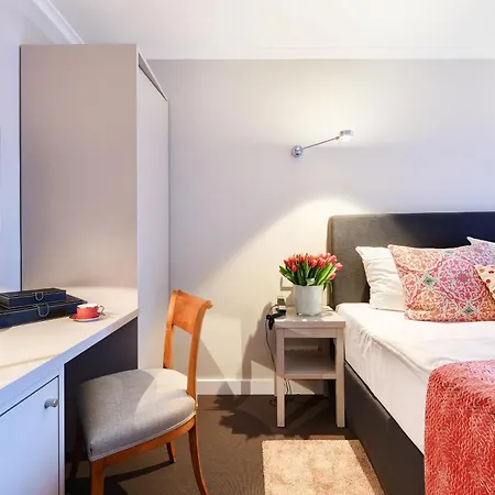 Hotel Admiral 4*