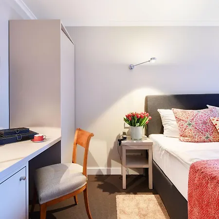 Hotel Admiral 4*