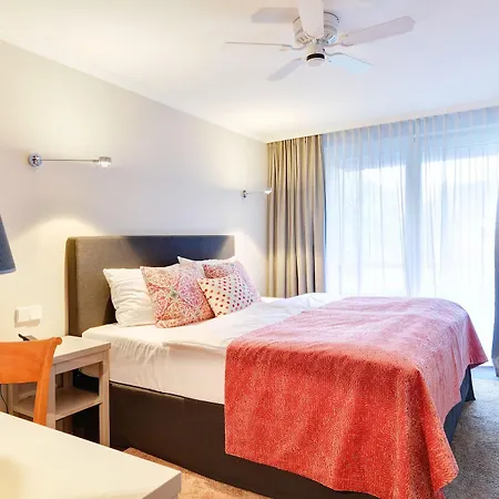 Admiral Hotel 4*