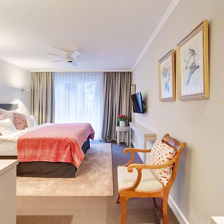 阿德米瑞酒店 酒店