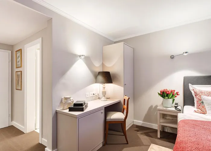 Admiral 4* מינכן