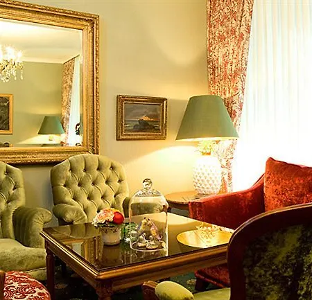 Hotel Admiral 4*